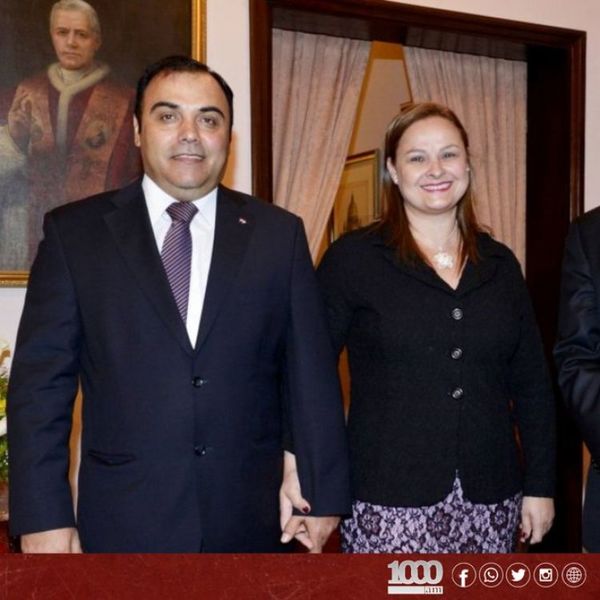 Fiscalía solicita captura de Javier Díaz Verón y de su esposa