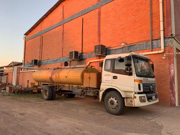 Municipio de Loma Plata inició acarreo de agua ante inminente sequía  - Nacionales - ABC Color