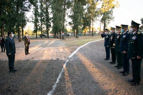 Vicepresidente considera que se debe plantear un resarcimiento por deuda ilegal de Itaipu