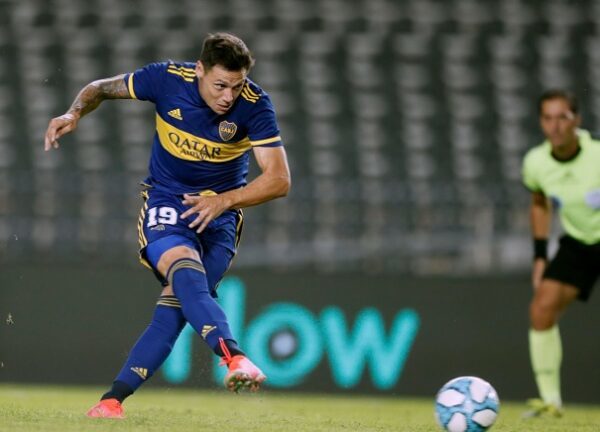 Mauro Zárate suena para reforzar Libertad