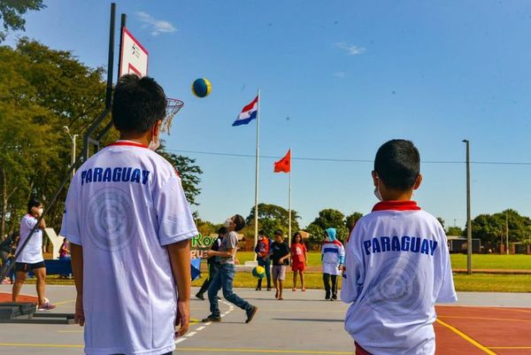 Santa Rosa del Aguaray y Capiibary ya cuentan con Plazas Deportivas - Polideportivo - ABC Color