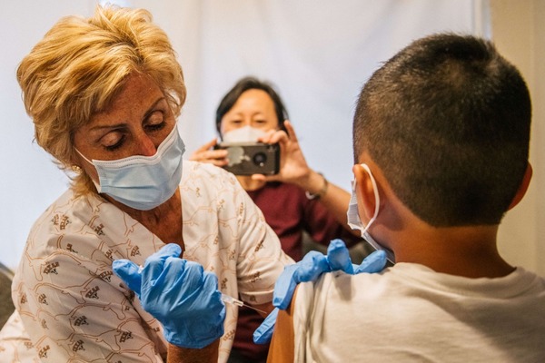 Día A: Adolescentes con enfermedades de base se vacunan este viernes