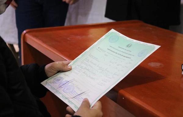 Expedición de certificados de nacimiento: Registro Civil atenderá hasta las 21:00