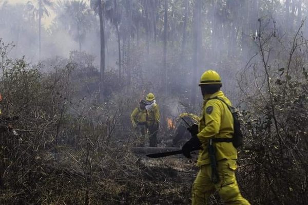 Focos de incendio y la sequía: Se convierten en peligrosa “mezcla” para la salud - Nacionales - ABC Color
