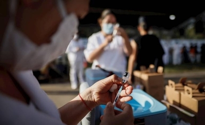 Diario HOY | Pediatras no otorgarán certificados en vacunatorios pero estarán presentes "por cualquier eventualidad"