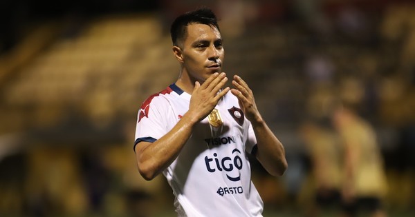 La Nación / Ofertas por Cardozo y volvió Arce