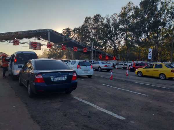 Jornada tranquila en el megavacunatorio