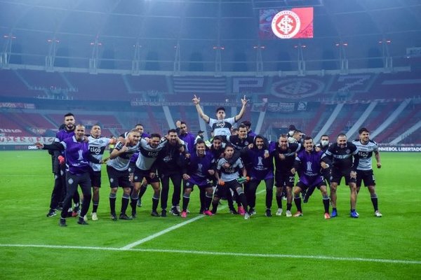 Olimpia recupera su estirpe y se metió a cuartos de la Libertadores | .::Agencia IP::.