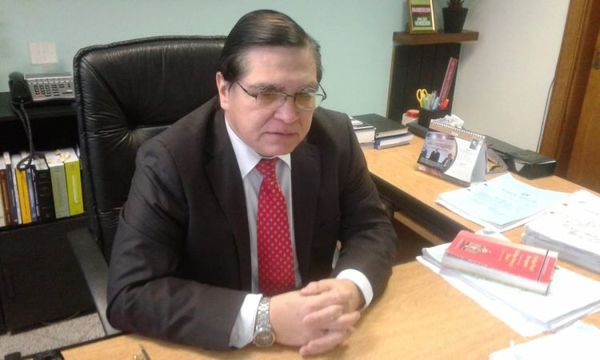 Juez decide hoy sobre pedido de rebeldía y captura de Díaz Verón