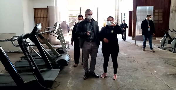 Villarrica: Verifican equipos que serán instalados en gimnasio público - Noticiero Paraguay