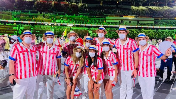 Así fue el emocionante desfile de nuestros atletas por el Estadio Olímpico de Tokio - Megacadena — Últimas Noticias de Paraguay