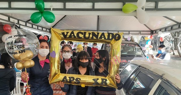 La Nación / CDE: entregaron 50 certificados de nacimiento para que niños se vacunen
