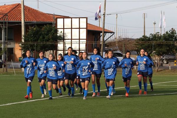 Se aproximan tres amistosos para la Albirrojita femenina - Fútbol - ABC Color
