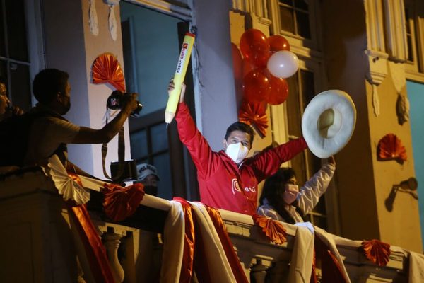 Proclaman oficialmente a Pedro Castillo como presidente de Perú | OnLivePy