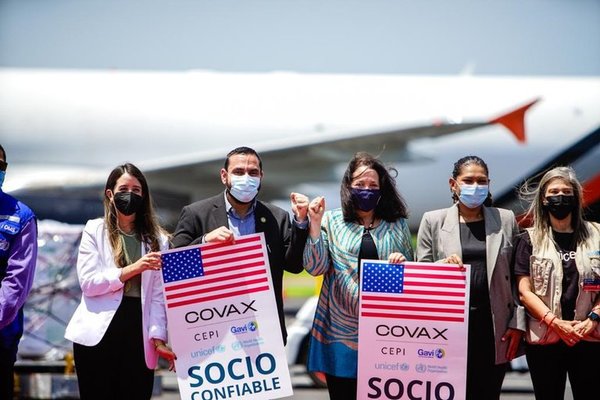 EEUU dona a El Salvador un segundo lote de vacunas Moderna contra el COVID-19 | Ñanduti