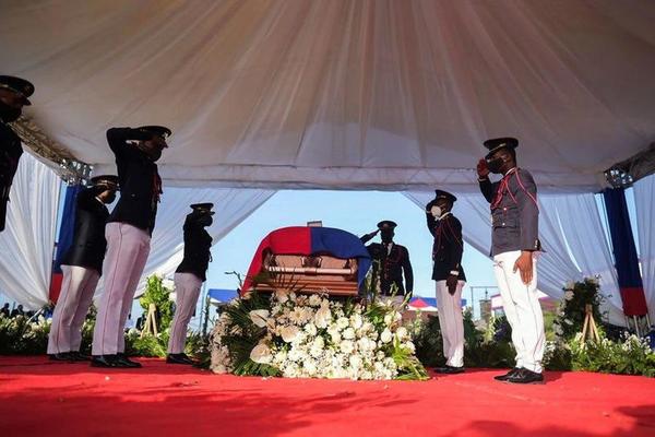 Haití: disparos, gases lacrimógenos y disturbios durante el funeral del presidente Jovenel Moise – Prensa 5