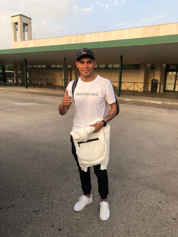 Santiago Arzamendia ya está en Cadiz - Fútbol Internacional - ABC Color