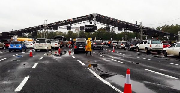 Poca concurrencia de personas en el vacunatorio del Autódromo Rubén Dumot | Ñanduti