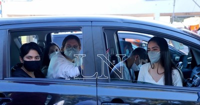 La Nación / Salud reitera quiénes recibirán la segunda dosis este fin de semana