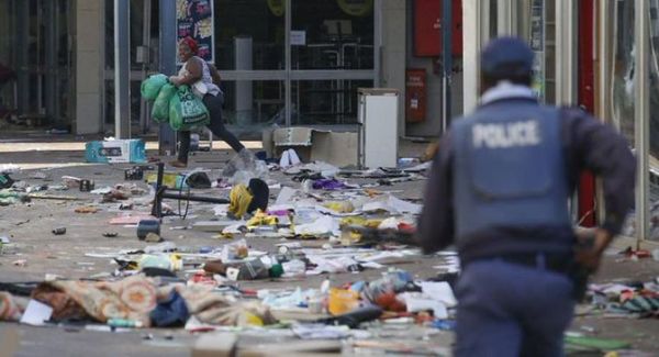Sudáfrica perdió más de 47.000 dosis de vacunas anticovid durante saqueos