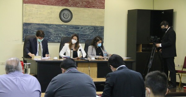 La Nación / Juicio a OGD: “Perito contable se rectificó sobre delitos de enriquecimiento ilícito y declaración falsa” dice defensa