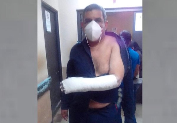 Crónica / Funebrero tongueó a un “seguridá” en la morgue