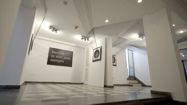 Exposición Escribir es vivir para siempre, un homenaje a escritores