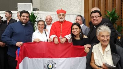 Cardenal pide a políticos luchar contra la corrupción y ser honestos