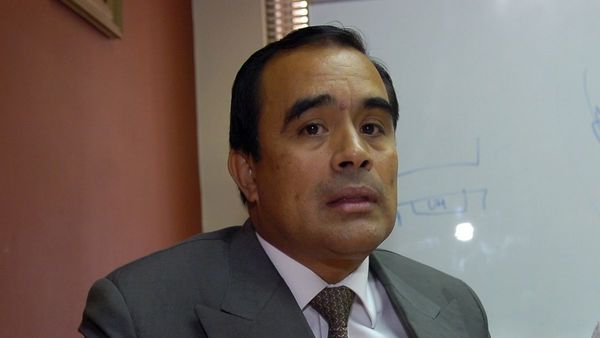 Roberto Cárdenas con leve pena por el caso royalties
