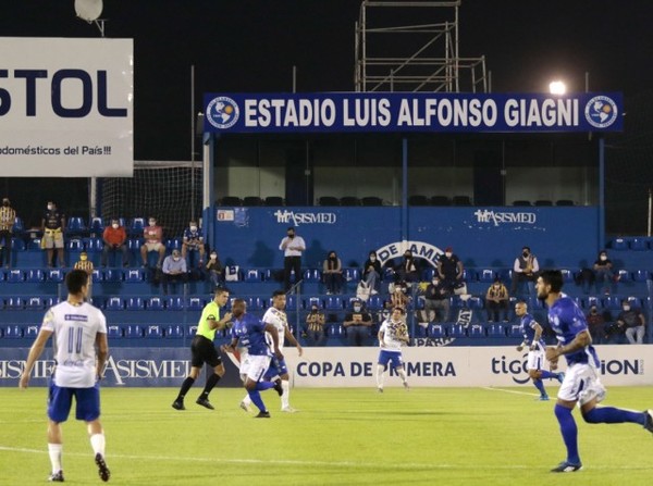 Y un día volvieron… - APF