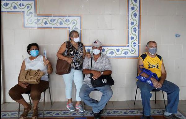 Cuba registra nuevo récord de muertes por Covid-19 en medio de un colapso sanitario
