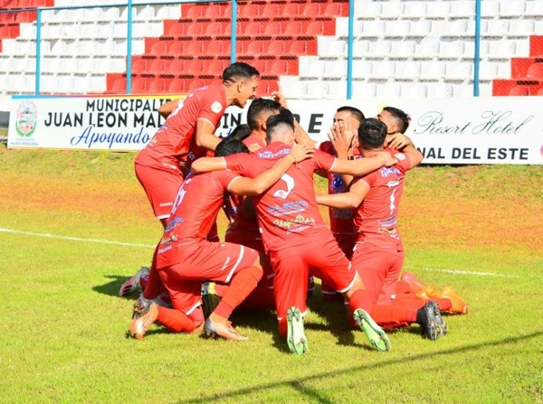 Con dos cotejos se puso en marcha la 20.ª fecha - APF