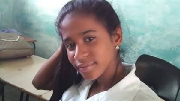 Condenan a una adolescente de 17 años a 8 meses de prisión por las manifestaciones en Cuba