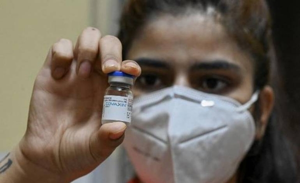 Diario HOY | Brasil suspende ensayos clínicos de la vacuna india Covaxin