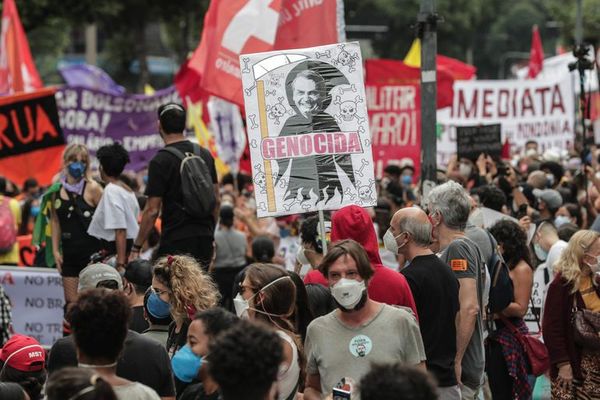 Brasil vuelve masivamente a las calles para exigir destitución de Bolsonaro - Mundo - ABC Color