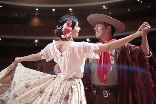 Hoy 24 de Julio es el Día de la Bailarina y el Bailarín Folklórico del Paraguay