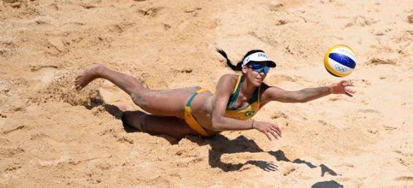 Brasil gana en vóley de playa en Tokio; tropiezos de Argentina y España