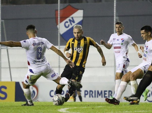 Con lo justo: Nacional y Guarani empataron