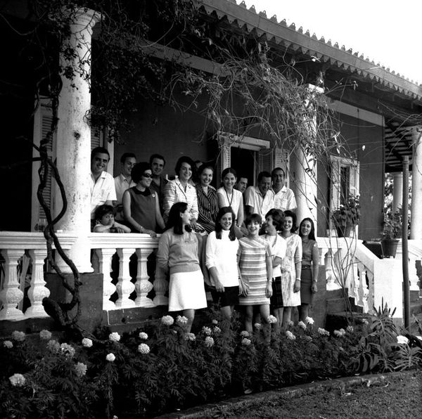 Esto Sucedió - ABC Revista - ABC Color