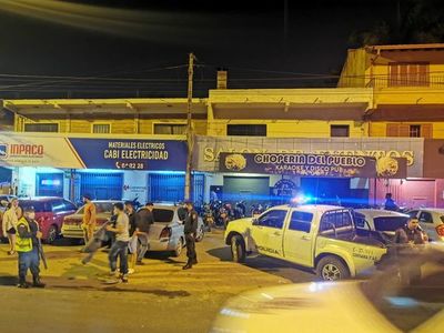 Intervienen chopería de Luque por violación de restricciones por pandemia de covid - Nacionales - ABC Color