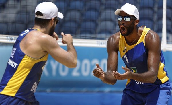 Brasil con 100% en voley de playa