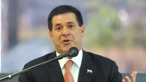 Empresa de Cartes emplaza a pequeño emprendimiento para que cambie de nombre