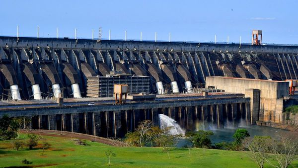 Recuperar el dinero perdido en Itaipú será una tarea difícil, según  expertos