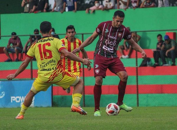 Igualdad que aprovecha Hayes en la “B” - Fútbol de Ascenso de Paraguay - ABC Color