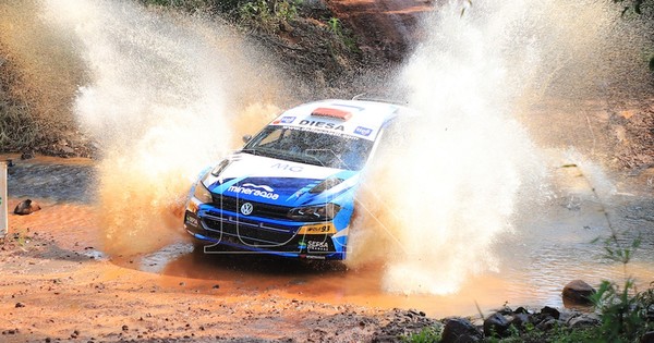 La Nación / Bestard reina en caótico final