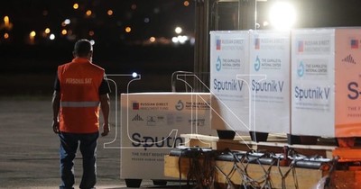 La Nación / Autoridades analizan opciones ante retraso de Sputnik