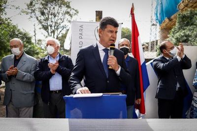 PLRA denunciará a Cartes por reconocer deuda de Yacyretá - Noticiero Paraguay