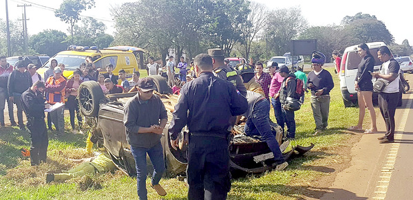 Joven empleado de un lavadero termina hospitalizado tras volcar auto de cliente - La Clave