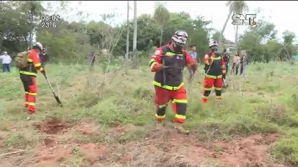 Caso Dahiana Espinoza: Inspeccionan predio de fábrica abandonada - SNT