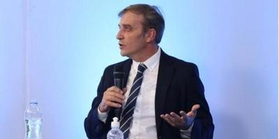 “La combinación de AstraZeneca con Pfizer o Moderna es altamente efectiva”, dice el Dr. Balmelli – Prensa 5